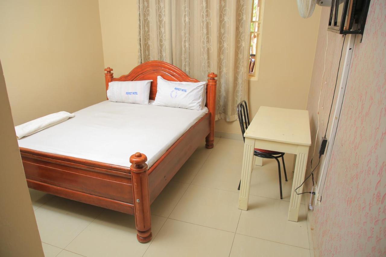 Perfect Motel Kampala Zewnętrze zdjęcie