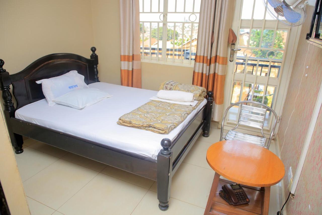 Perfect Motel Kampala Zewnętrze zdjęcie