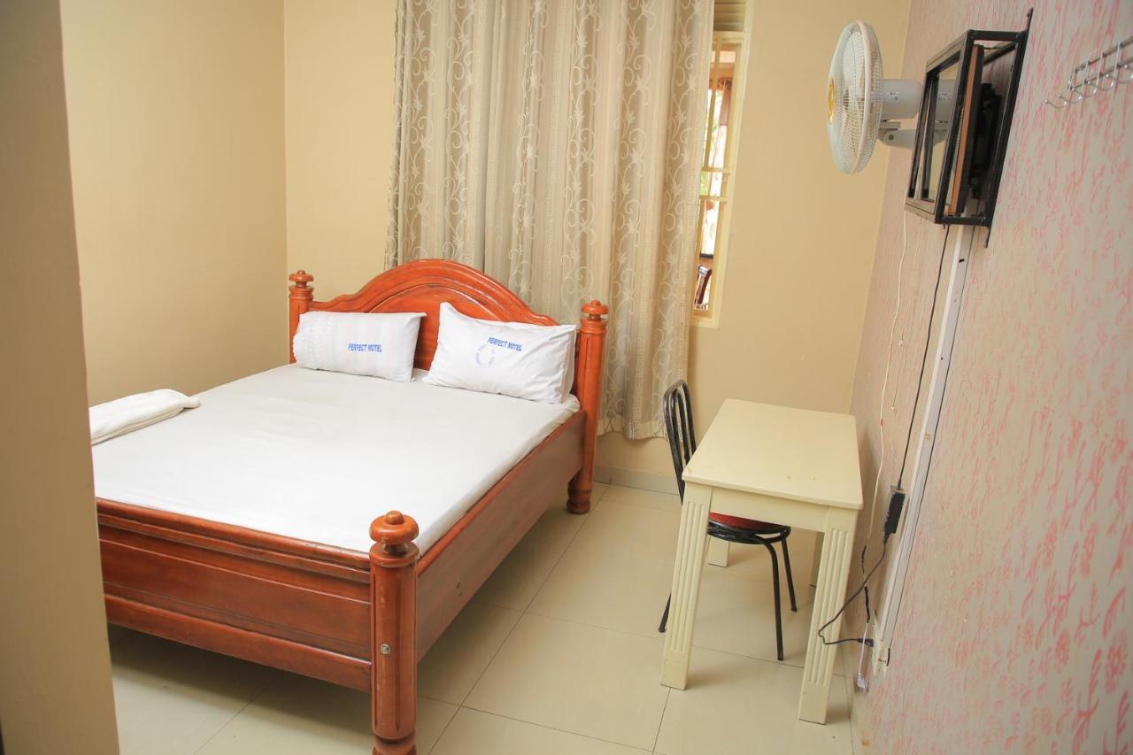 Perfect Motel Kampala Zewnętrze zdjęcie